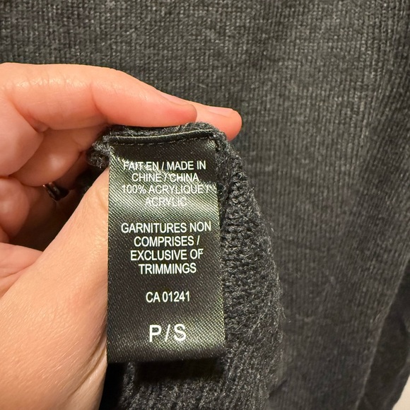 Simons Le 31 Charcoal Knit Winter Sweater - Picture 4 of 4